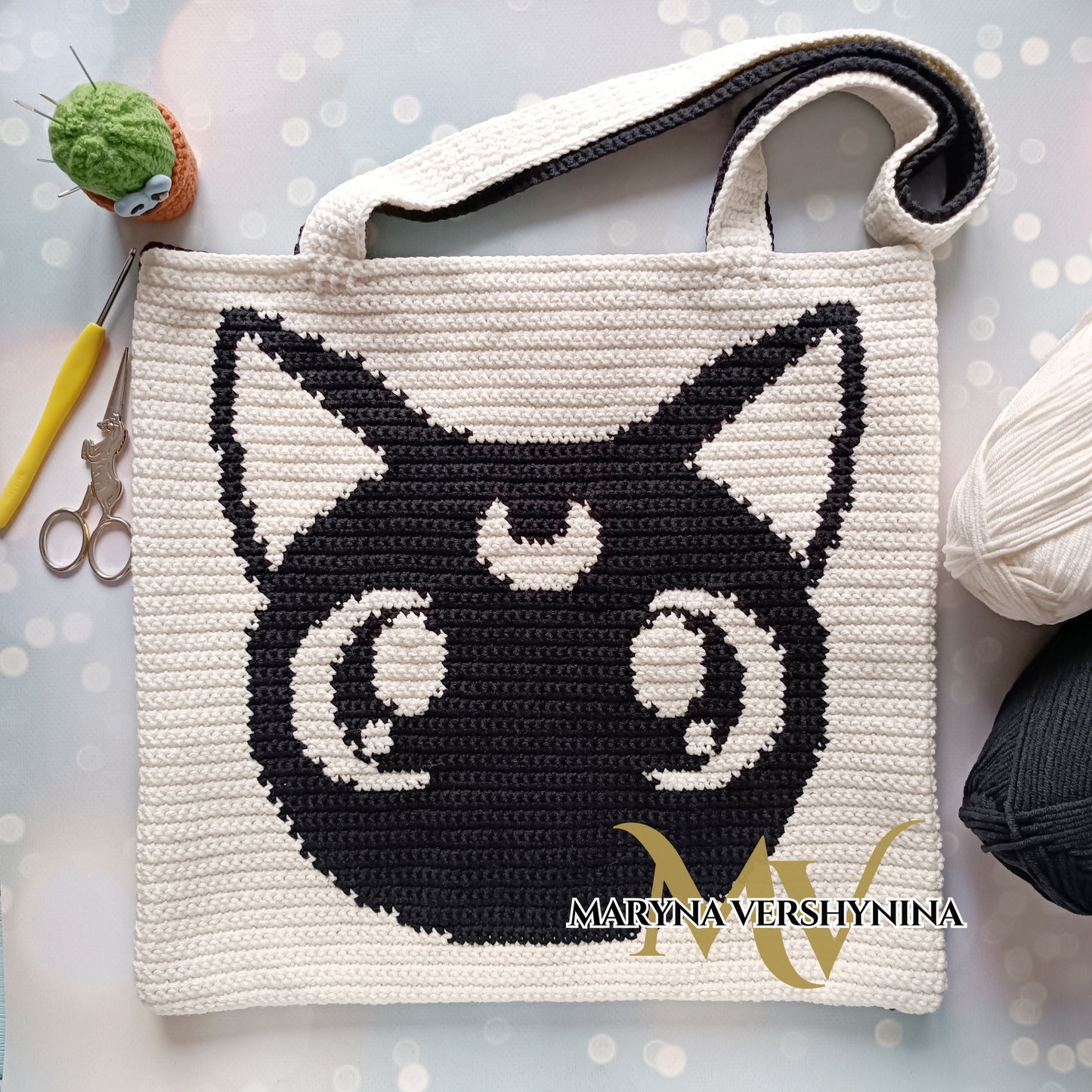 Cat with the moon bag Crochet Pattern