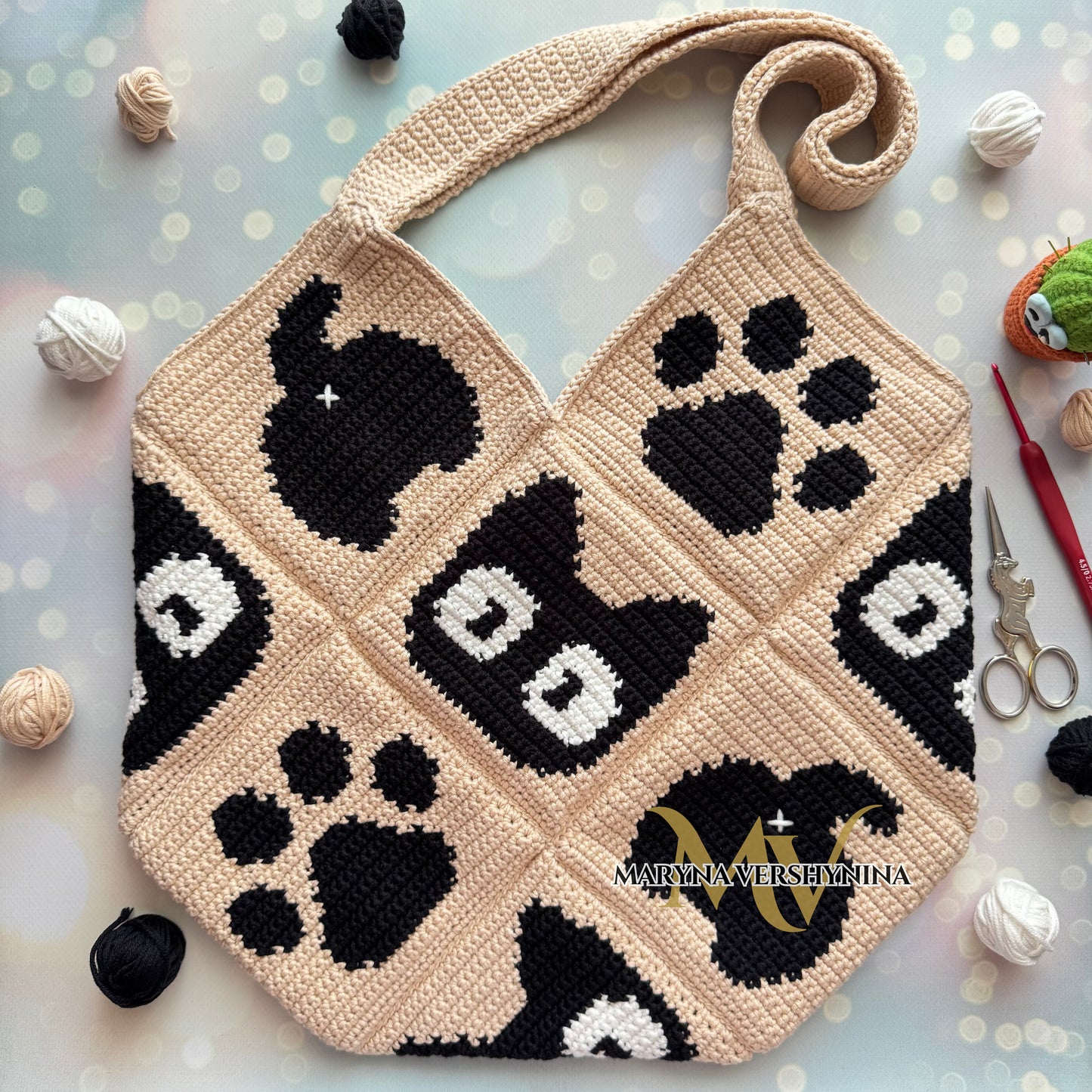 Cat, butt, paw Bag Crochet Pattern