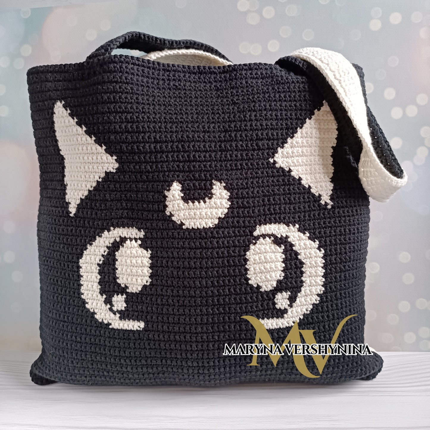 Cat with the moon bag Crochet Pattern