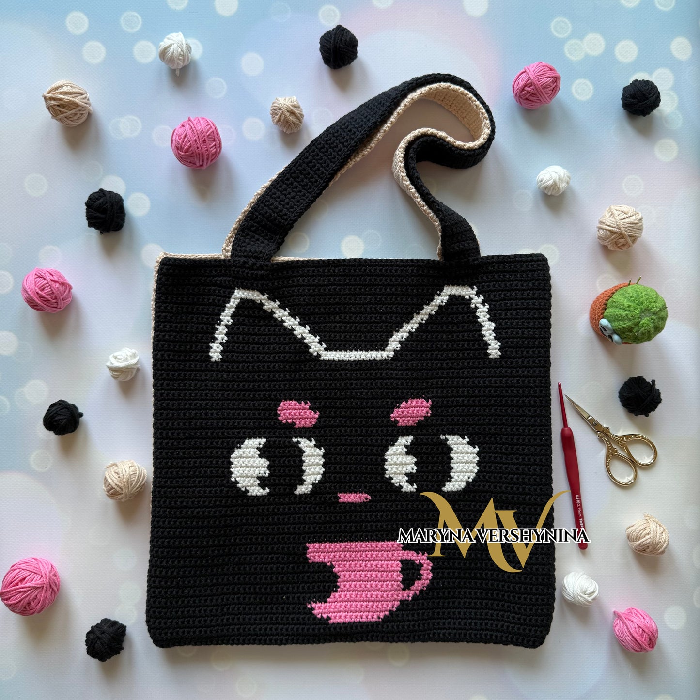 Black cat with a cup Bag Crochet pattern