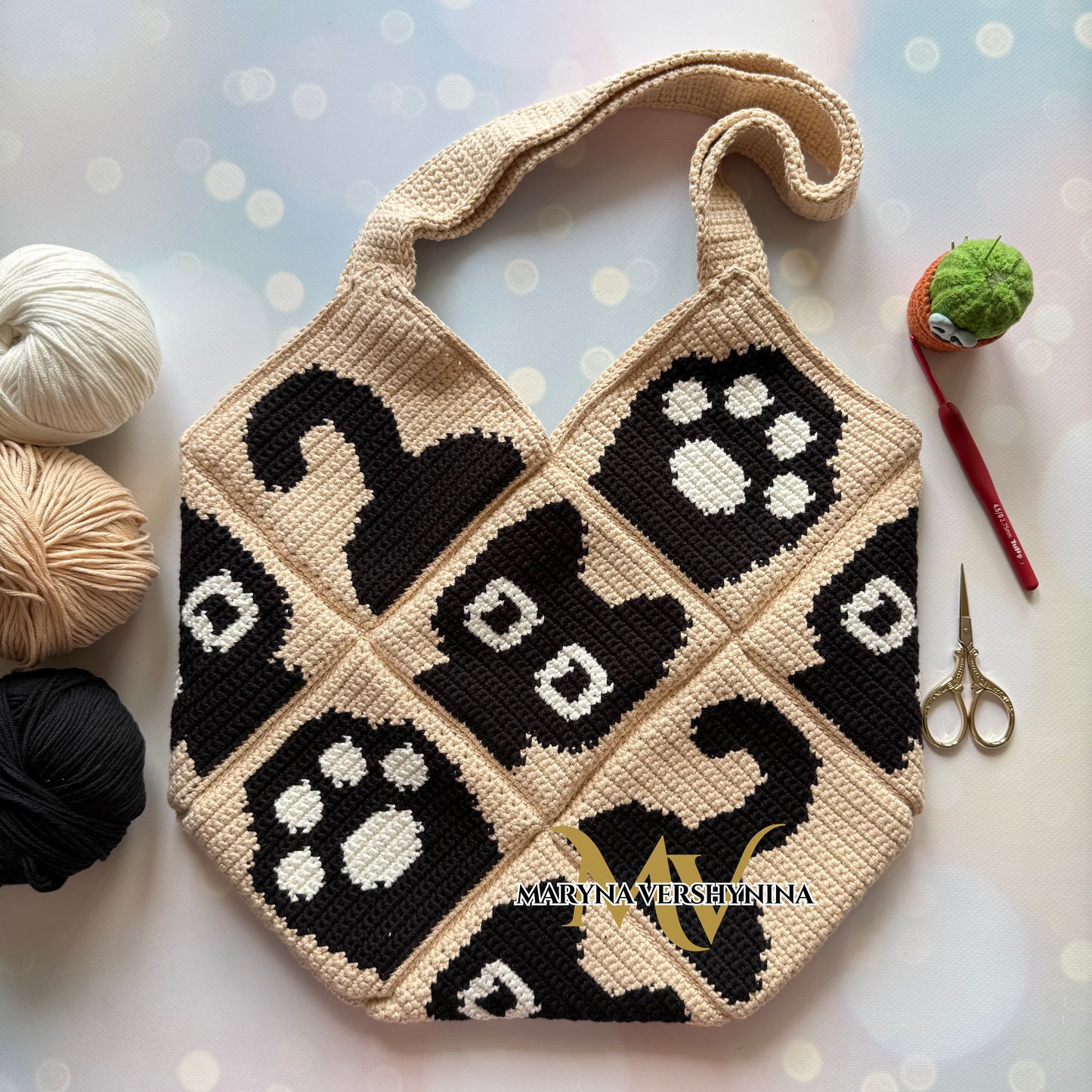 Cute cat, butt and paw bag crochet pattern