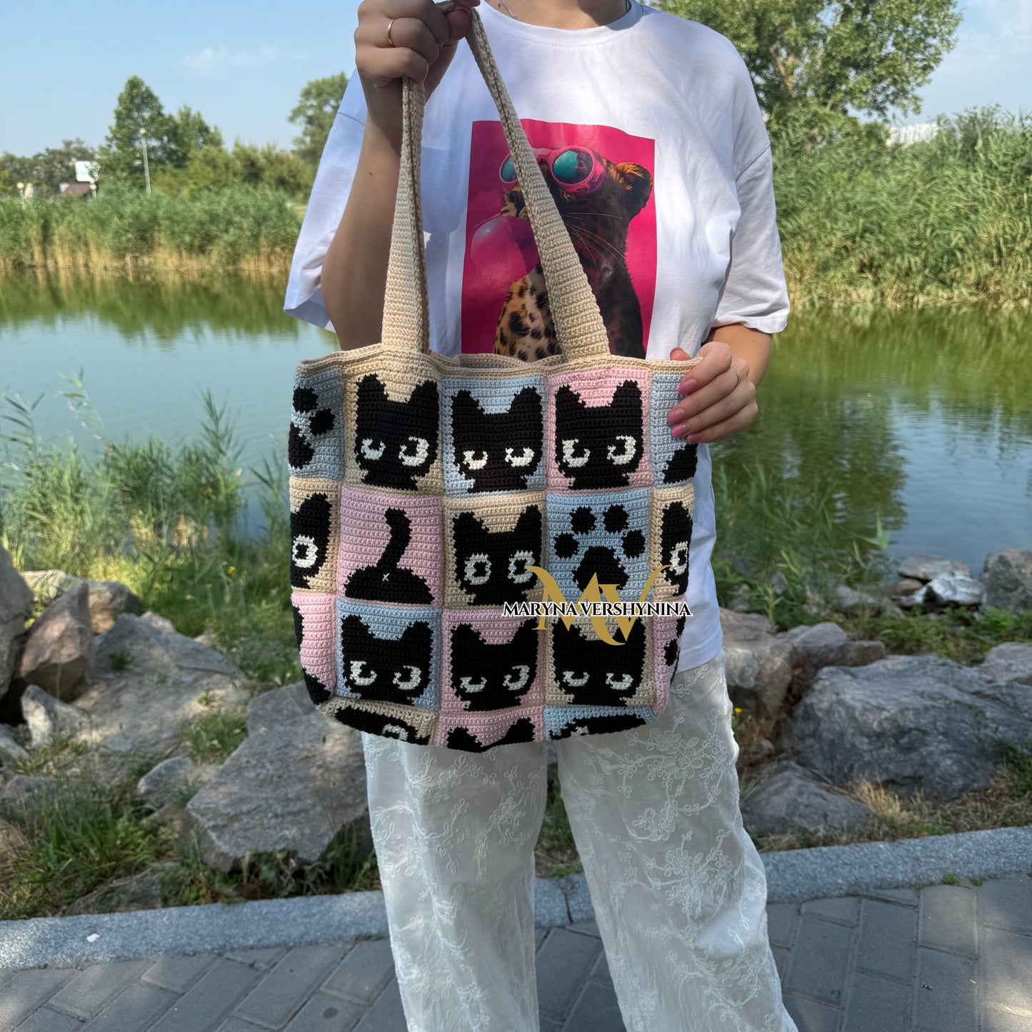 Black cat squares tote bag crochet pattern