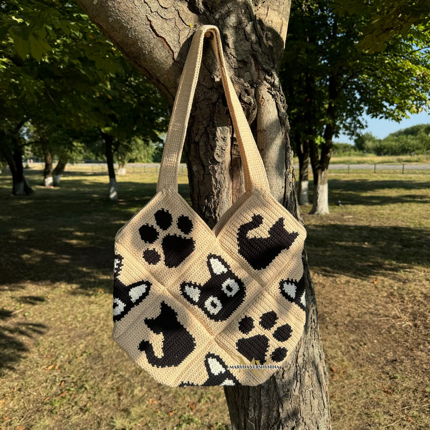 Cute black cats bag Crochet Pattern